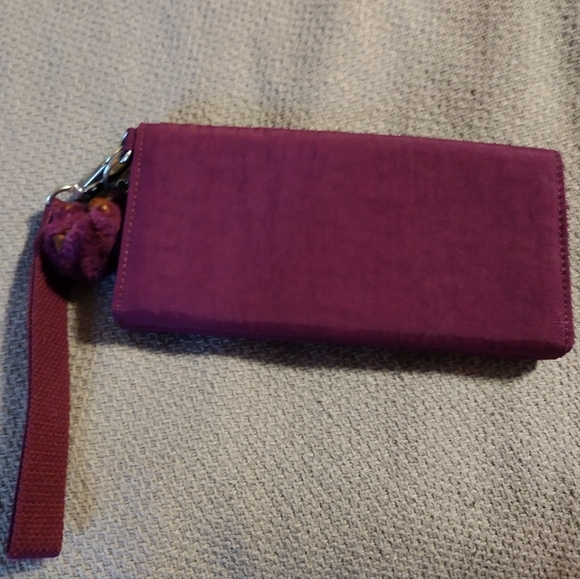 Trifold wallet wristlet - Picture 2 of 10